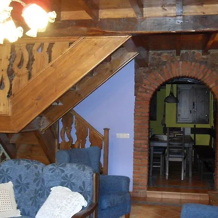 Arias & Buria Aviles